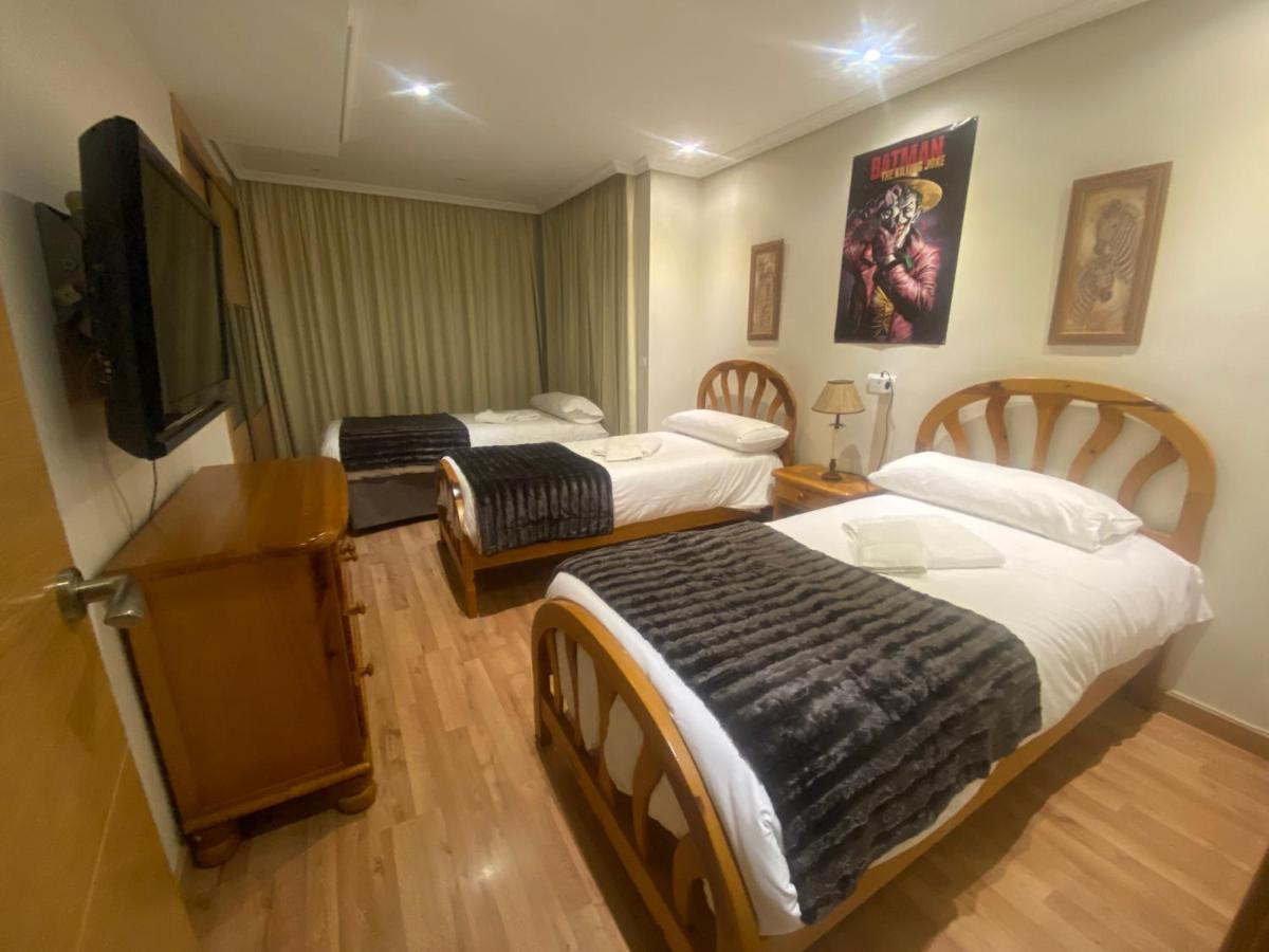 Be Luxury Apartment 20 Mts From The Beach เบนิดอร์ม ภายนอก รูปภาพ